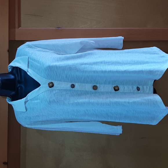 Teezher Tops - Teether size L pullover top- winter white.